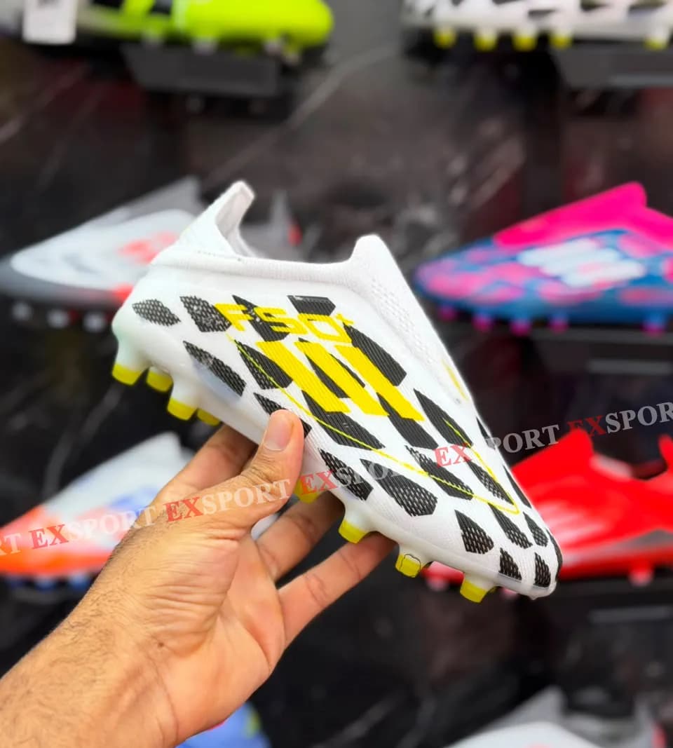 Crampon Enfant Adidas F50 Elite Sans Lacets FG – Blanc/Jaune/Noir