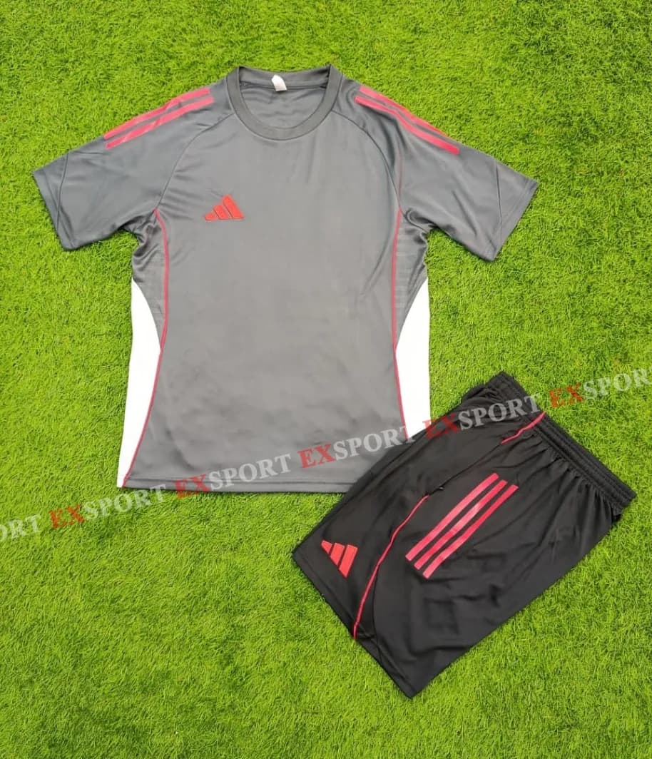 Ensemble Officiel Adidas Gris Charbon - Rouge