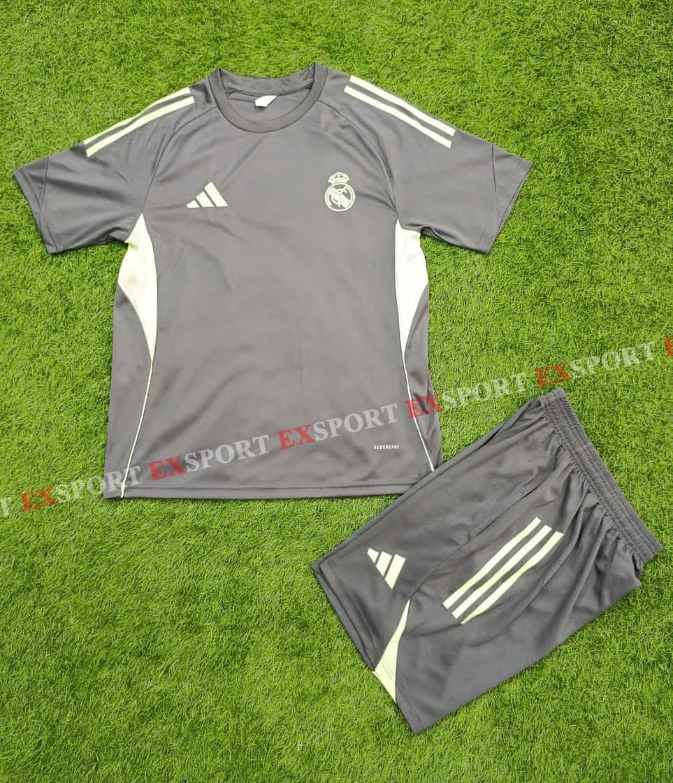 Ensemble D'entraînement Real Madrid 2025-2026